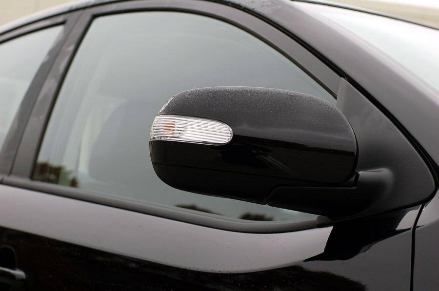  Kia Forte SX 2010 года  (фото 45 из 48)